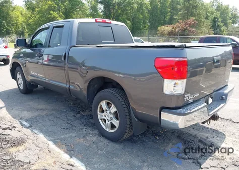 2011 Toyota Tundra Grade 5.7L V8 z USA, uszkodzony, nr VIN 5TFUY5F17BX176755